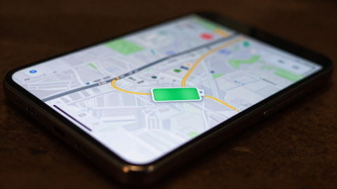 Google Maps' New Power Saver Mode Arrives on Pixel 10